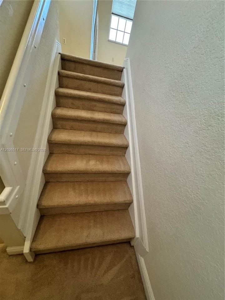 5819 Hampton Hills Blvd - Photo 4 of 28