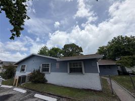 featured image of 5911 Nw 19th Ct #11