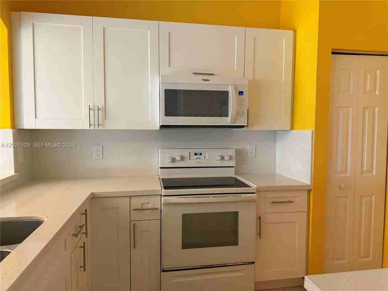 4951 Mallory St #4951 - Photo 6 of 21