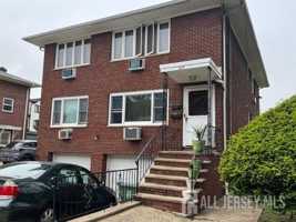 featured image of 108 W Stimpson Ave #2ndFL