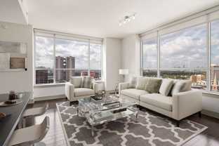 5280 Caroline St - Photo 1 of 1
