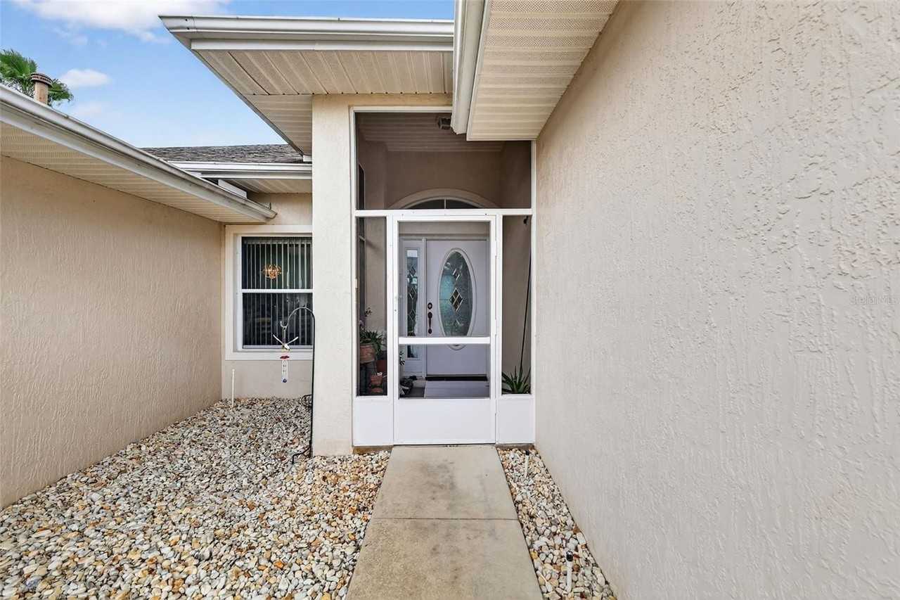 4528 Glen Coe St - Photo 4 of 50