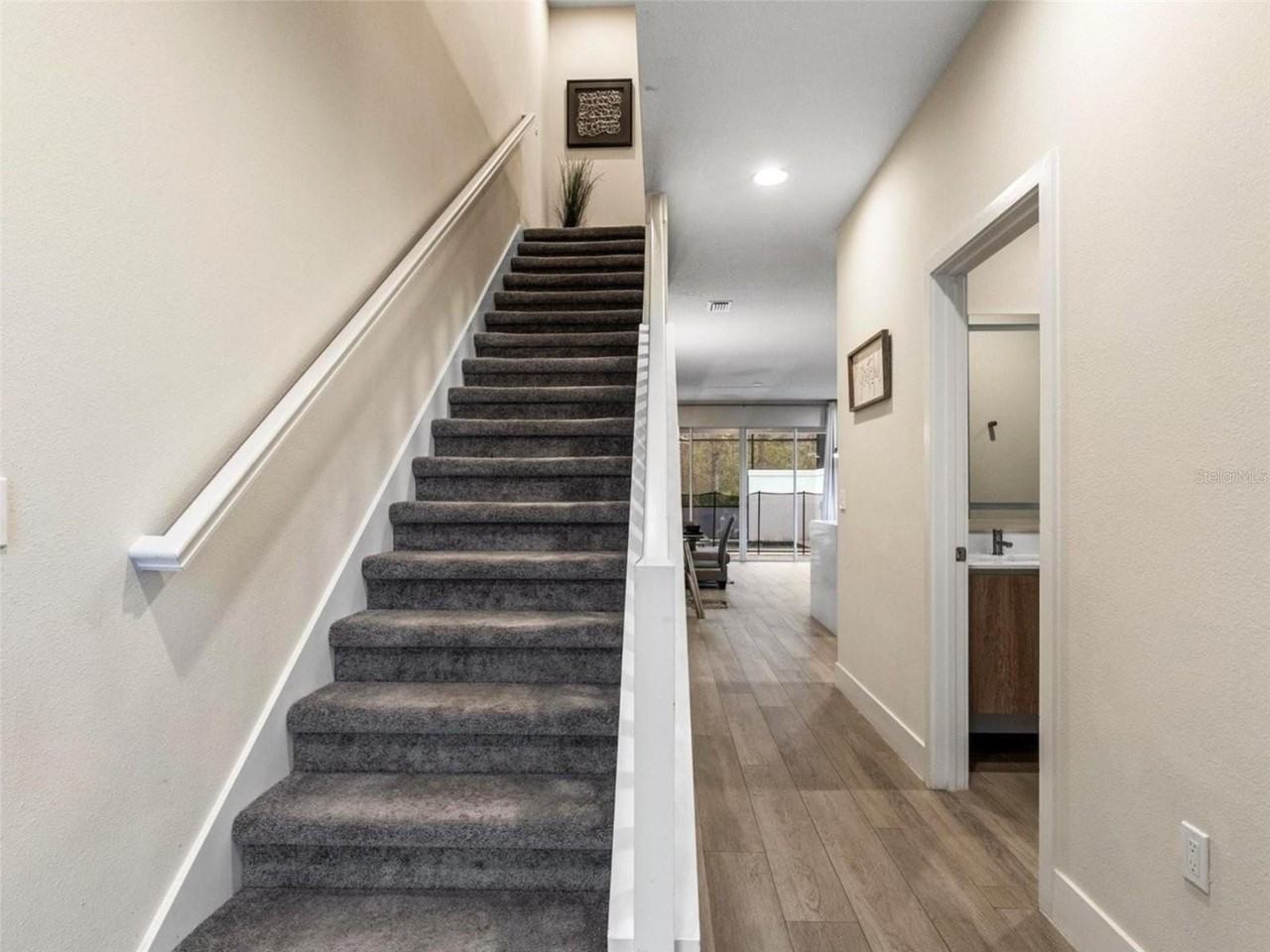 17216 Blessing Dr - Photo 3 of 19