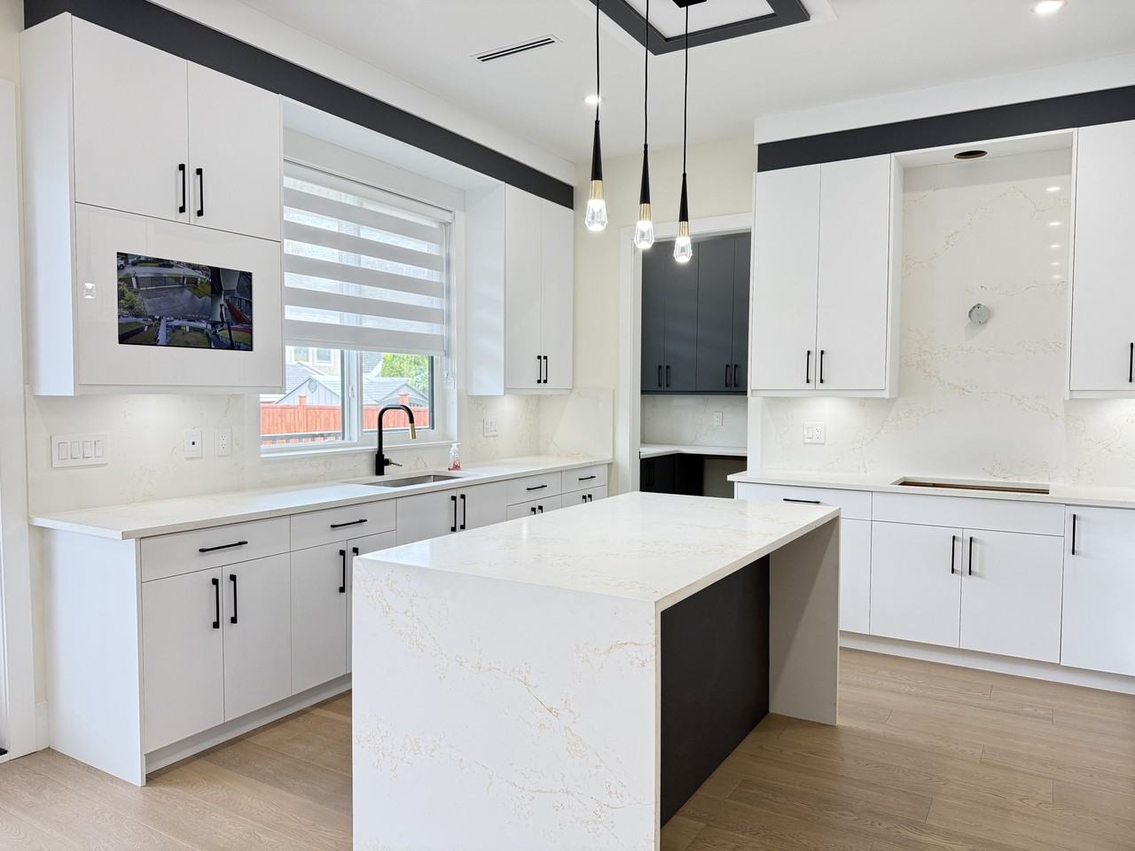 9524 118 St #1 - Photo 4 of 27
