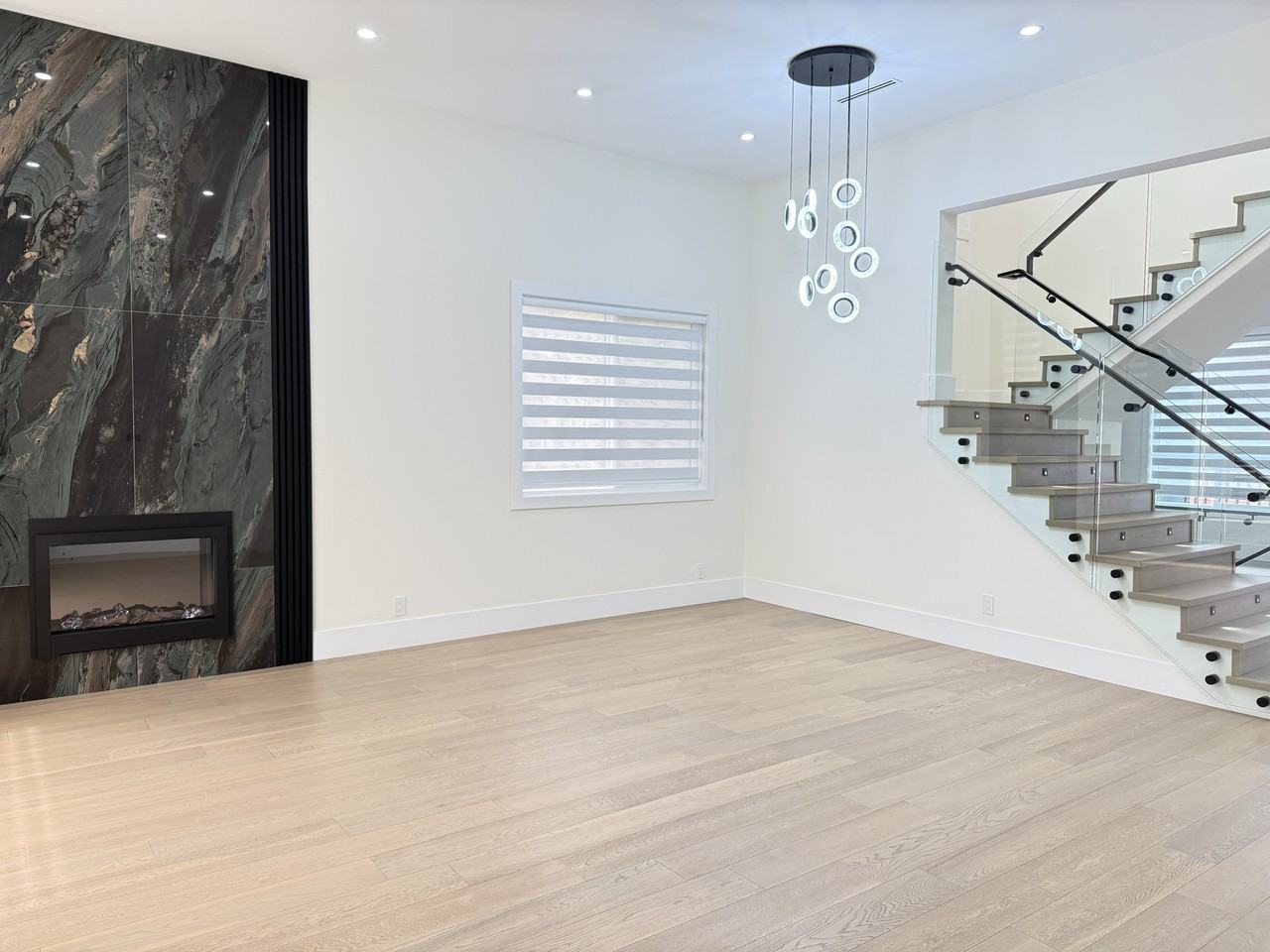 9524 118 St #1 - Photo 5 of 27