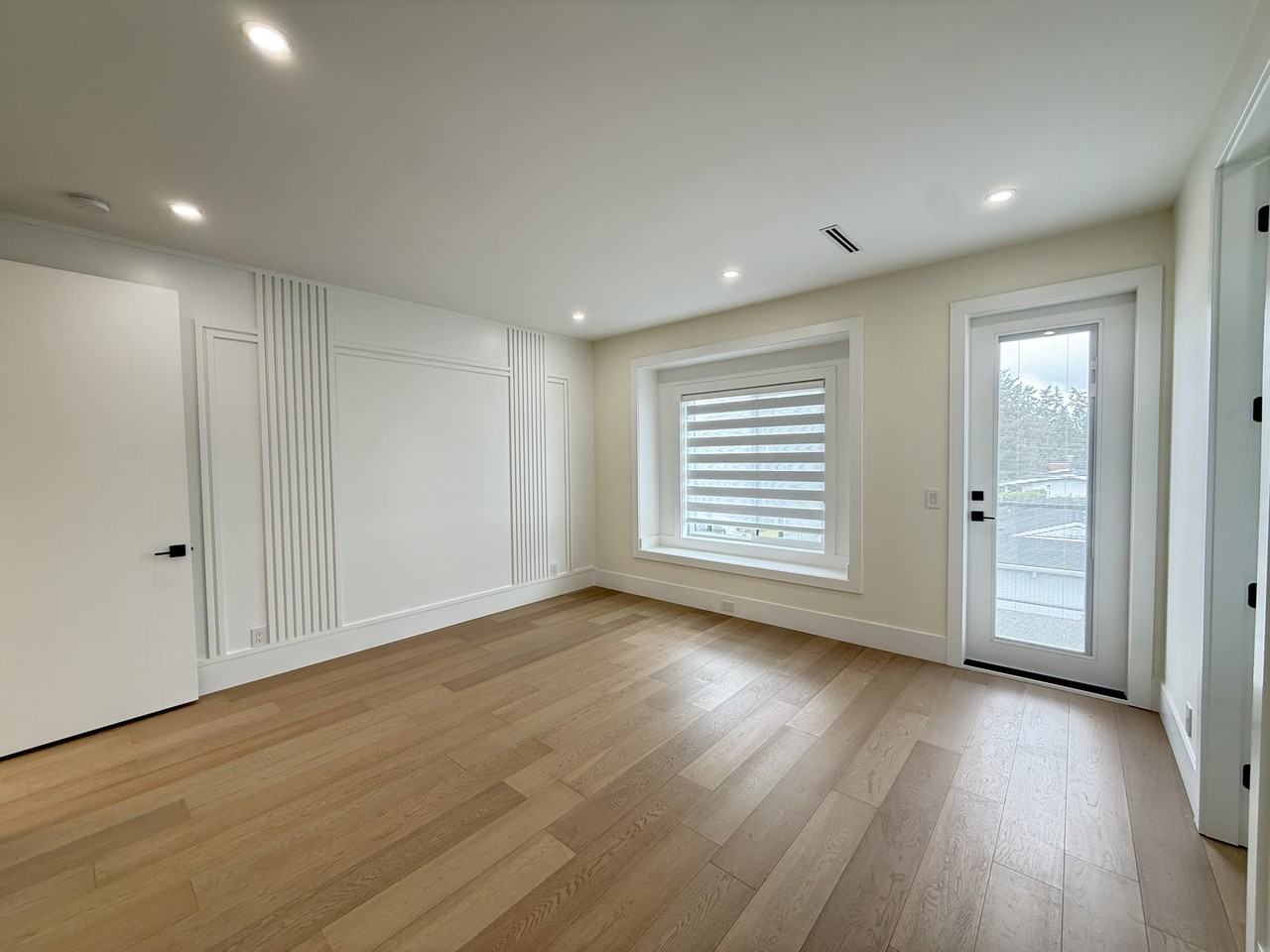 9524 118 St #1 - Photo 7 of 27