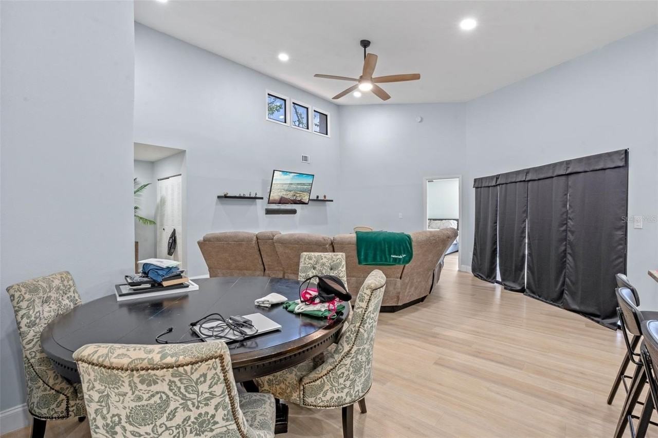 2656 Autumn Green Dr - Photo 4 of 41