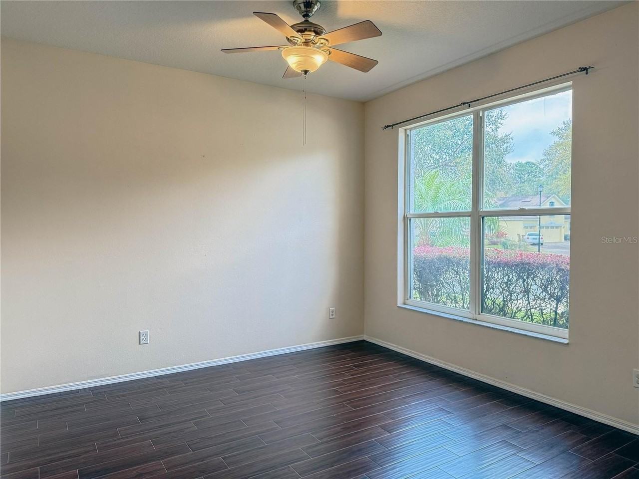 1042 Drift Creek Cv - Photo 6 of 19