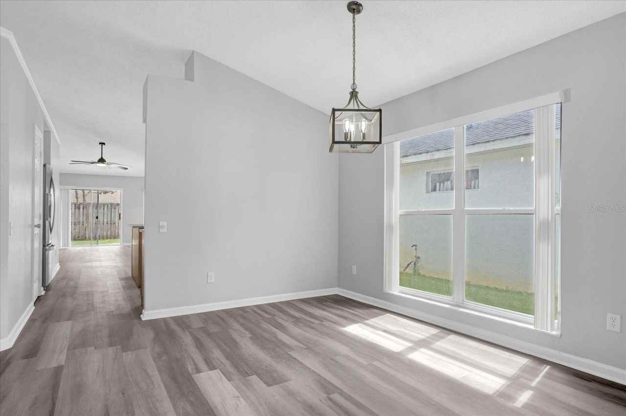 3521 Moss Pointe Pl - Photo 5 of 31