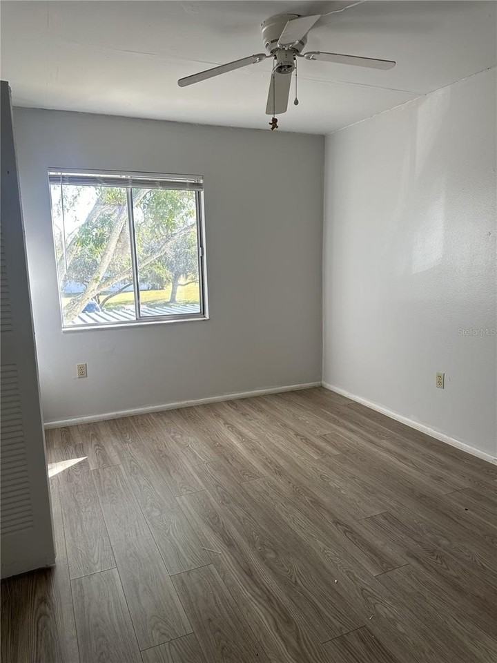 112 Cypress Ct #112 - Photo 7 of 8