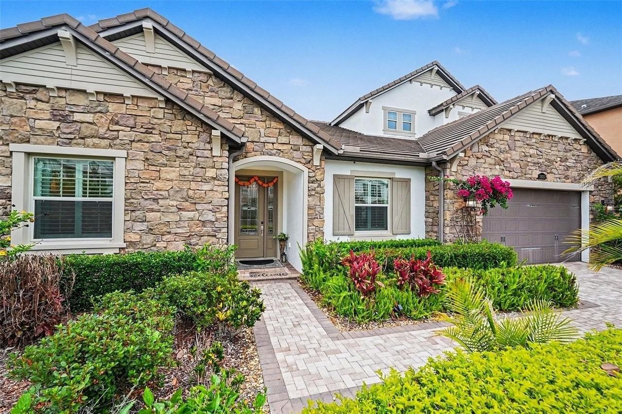 18213 Pine Hammock Blvd - Photo 4 of 38