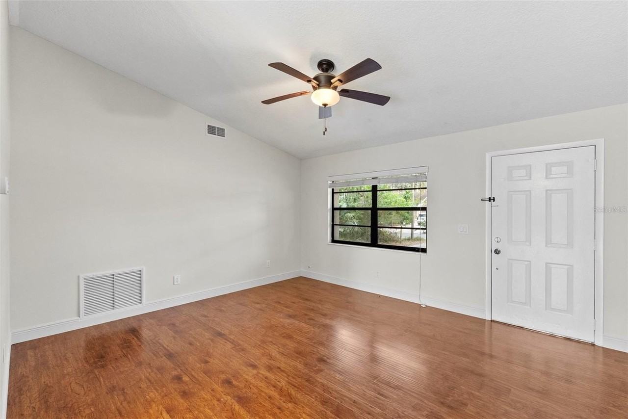 723 Pent St - Photo 4 of 50