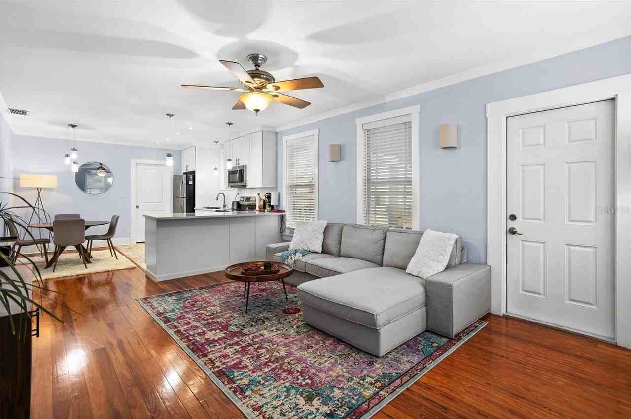 319 Bethel Ave S - Photo 4 of 26