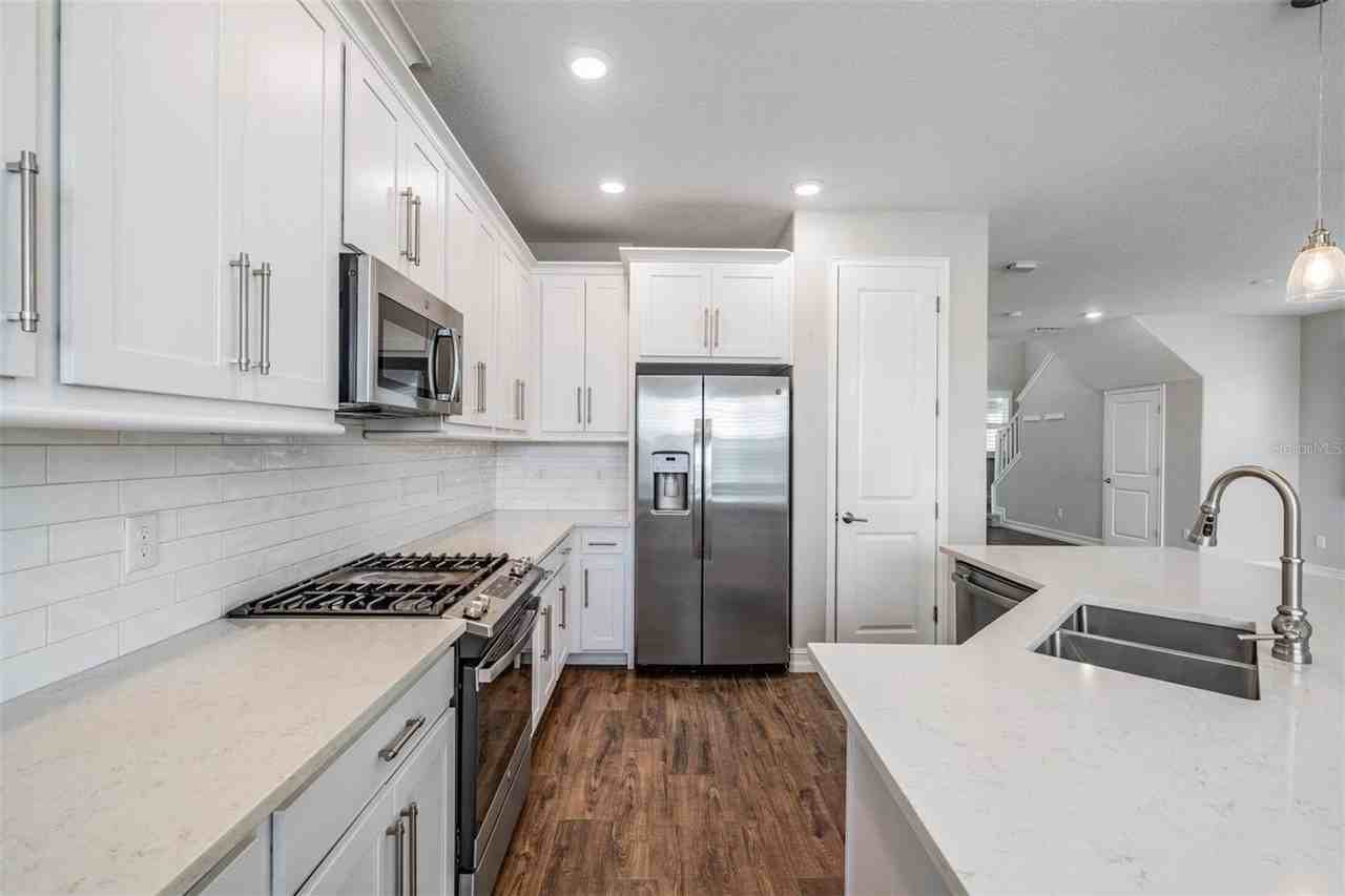 4830 Isola Ct - Photo 5 of 46