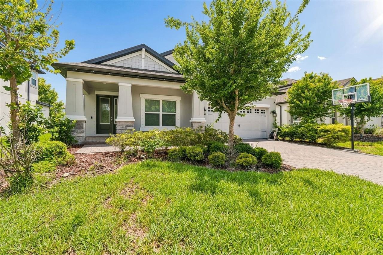 11852 Gavin Ln - Photo 2 of 50
