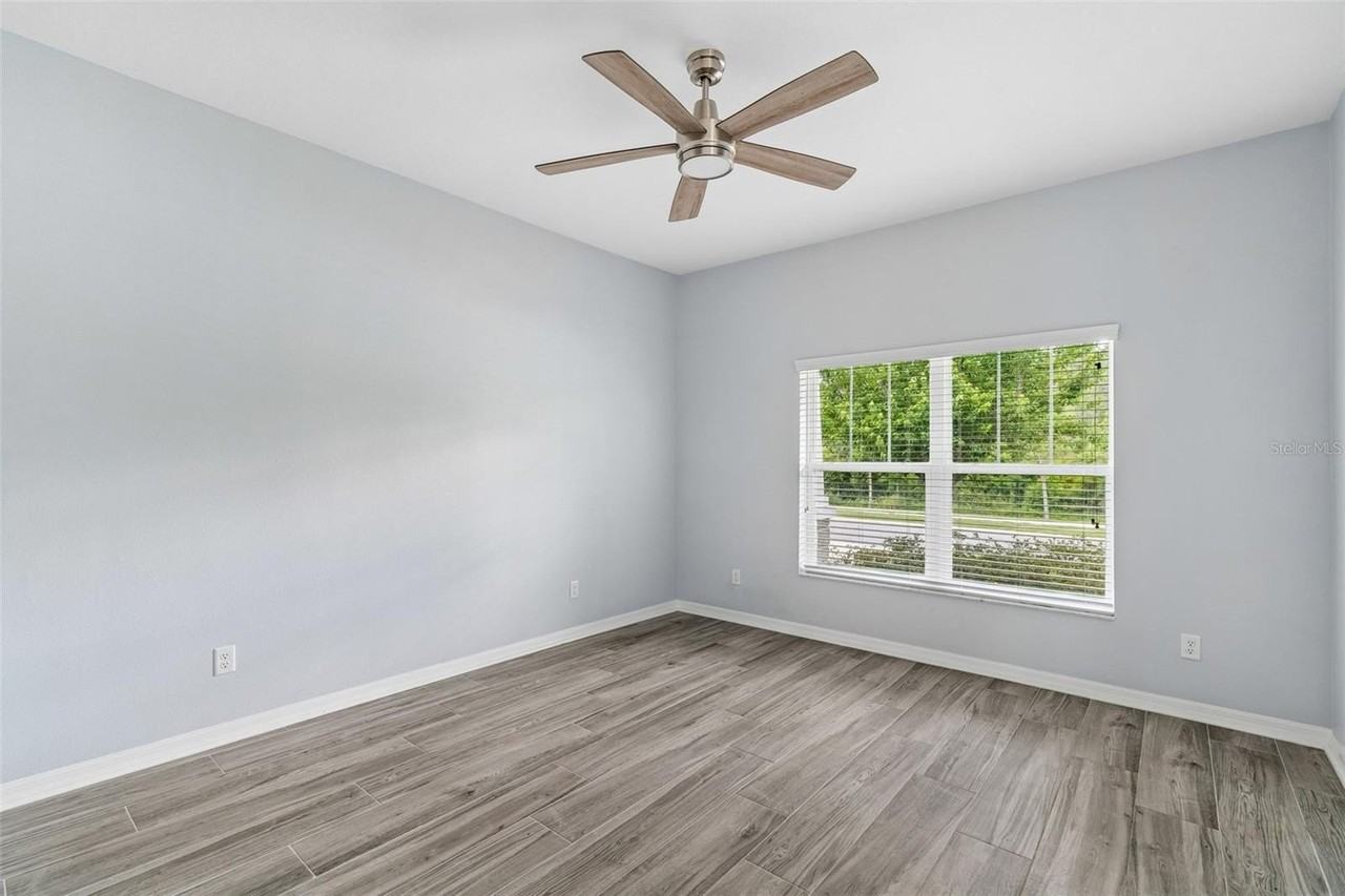 11852 Gavin Ln - Photo 6 of 50