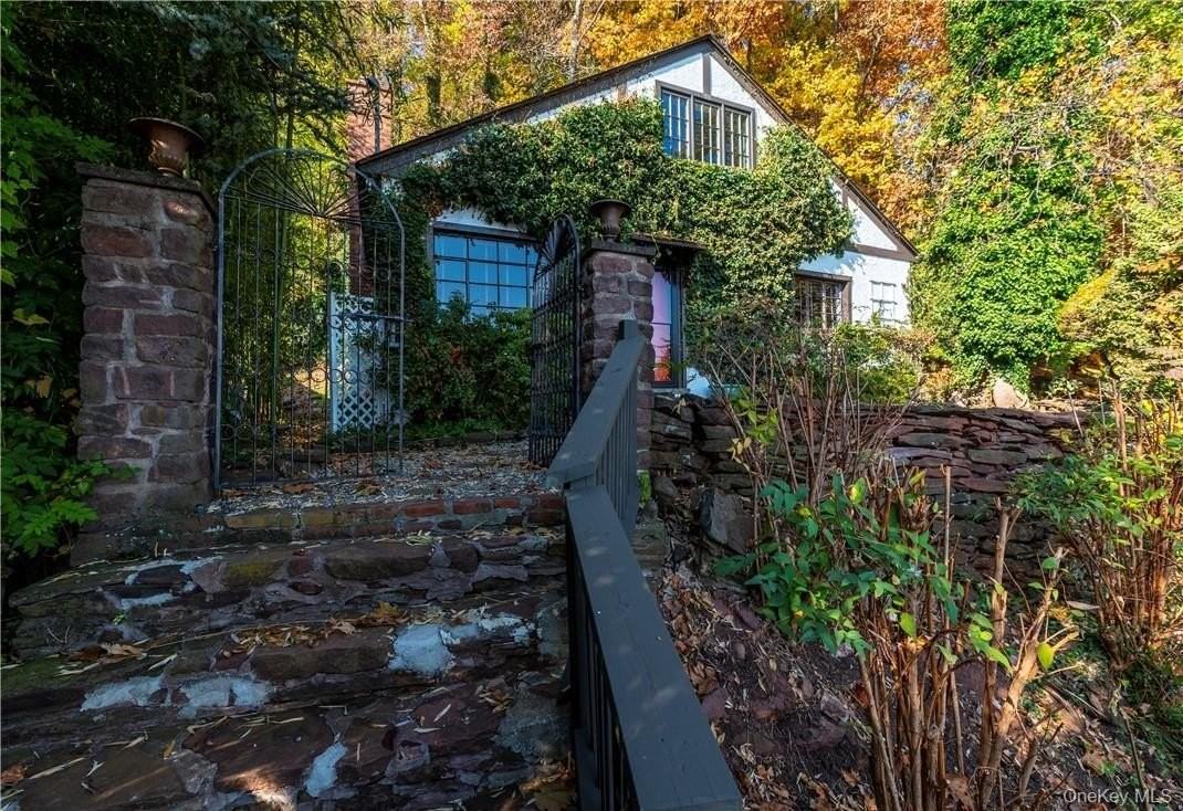 89 River Rd - Photo 4 of 36