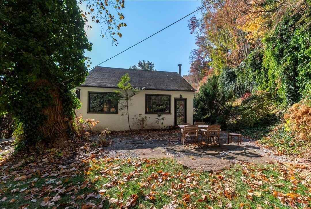 89 River Rd - Photo 7 of 36