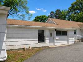 featured image of 36 Burr Rd