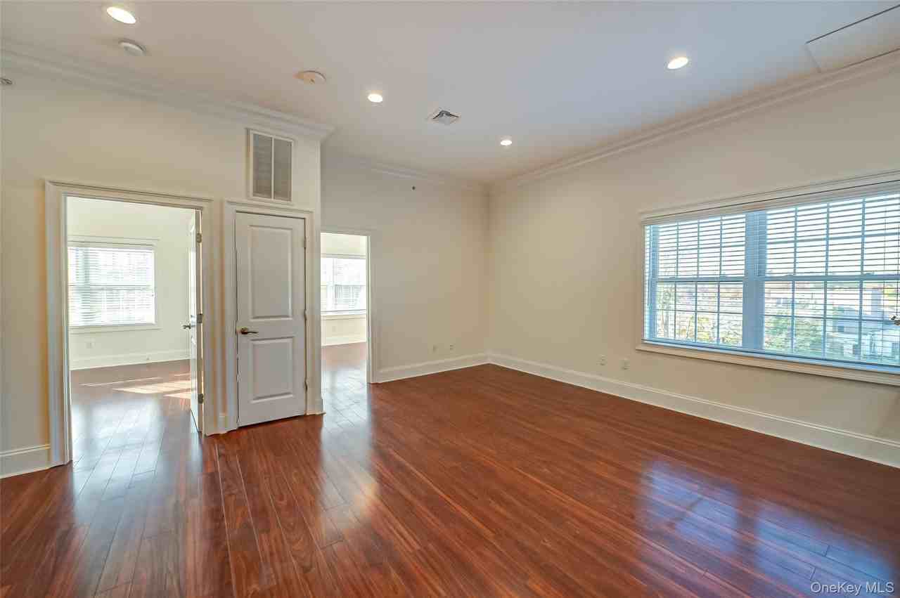 41 Green St #2C - Photo 4 of 13