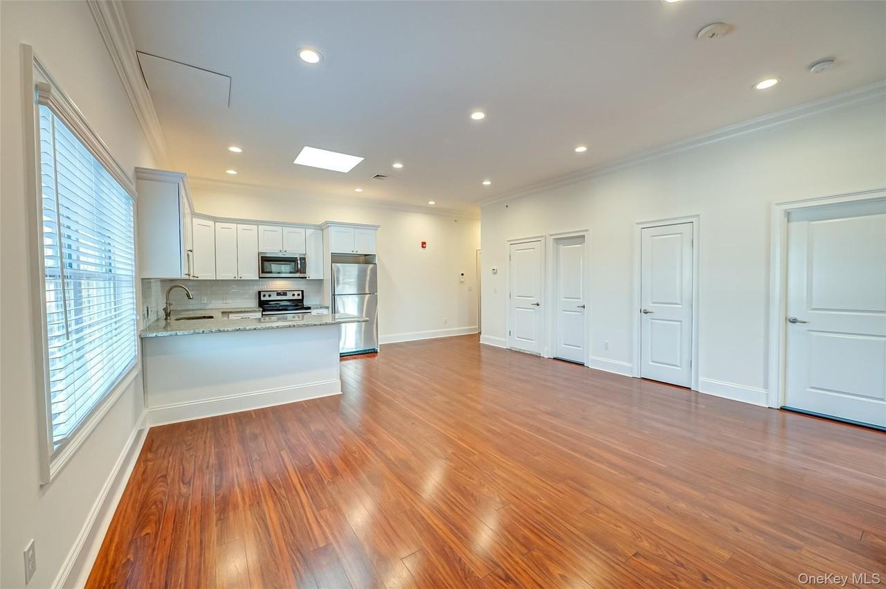 41 Green St #2C - Photo 6 of 13