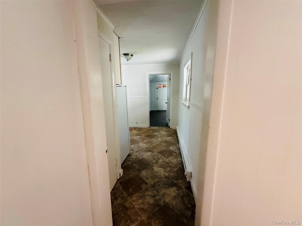 135 Sullivan St - Photo 4 of 14