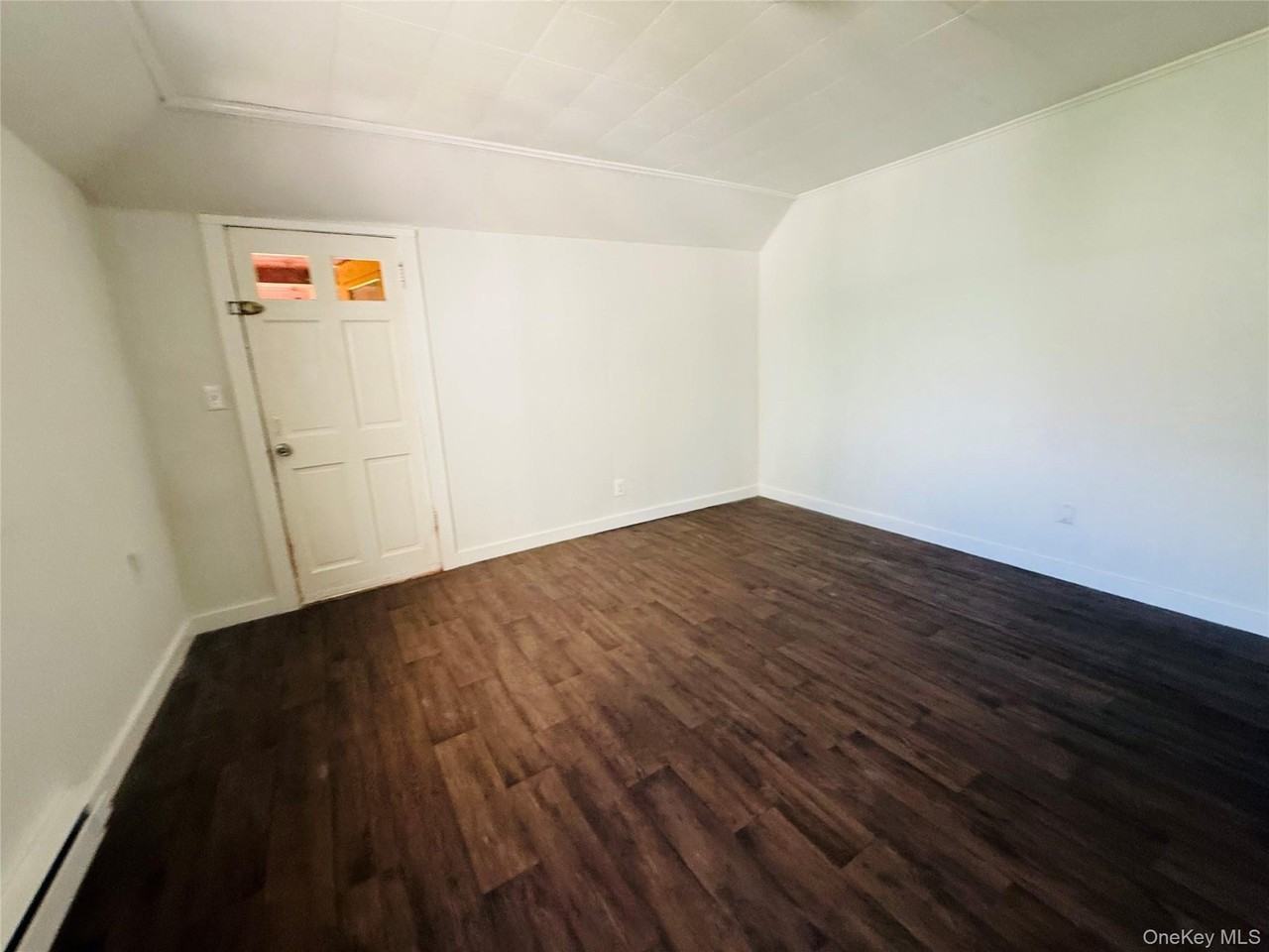 135 Sullivan St - Photo 5 of 14