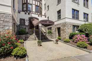 26 Pondfield Rd #1D - Photo 1 of 1