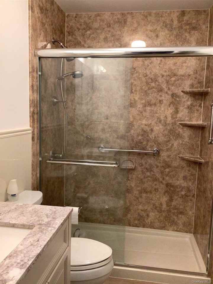 406 Woodbridge Dr #B - Photo 4 of 4