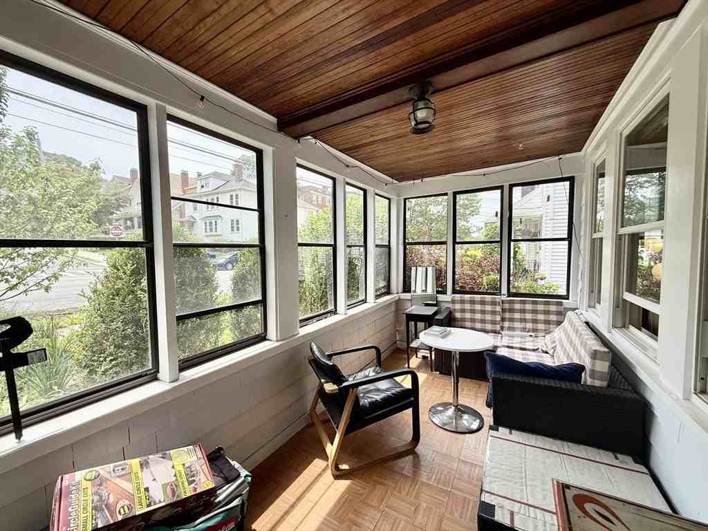519 Belmont St #1 - Photo 2 of 15