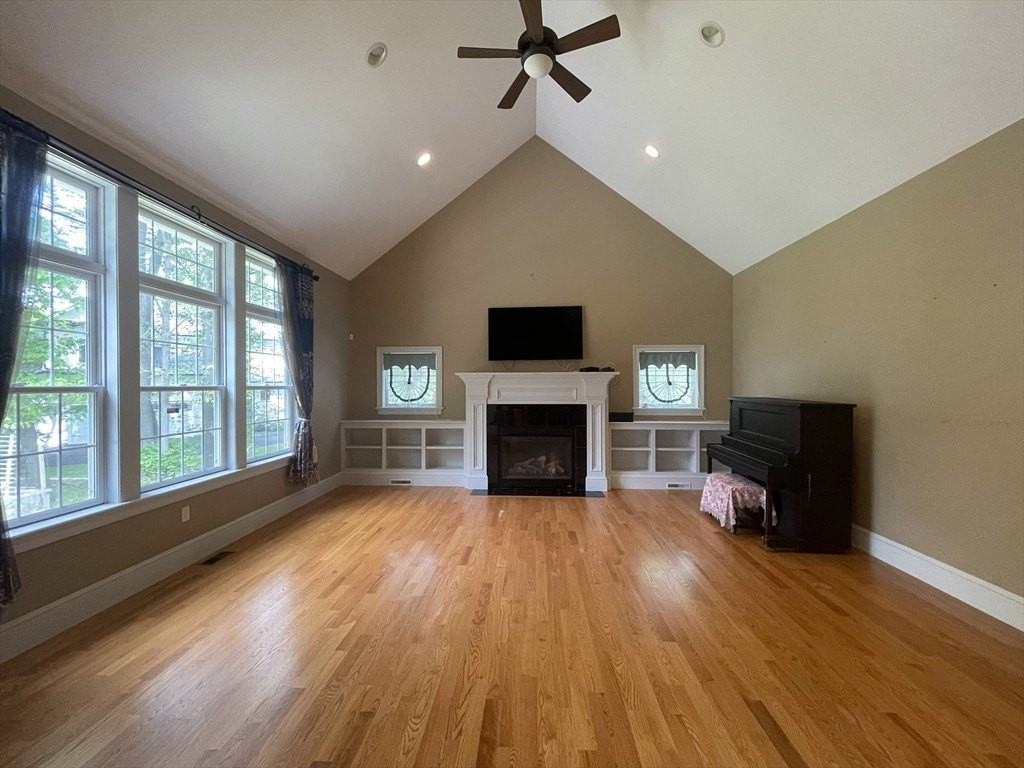 10 Blodgett Rd - Photo 3 of 24