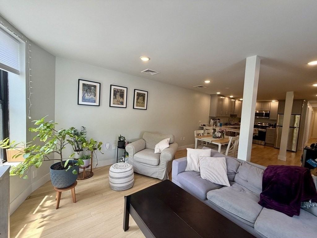 1674 Beacon St #2 - Photo 7 of 39