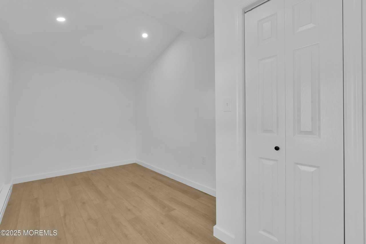 61 Gladney Ave - Photo 6 of 32
