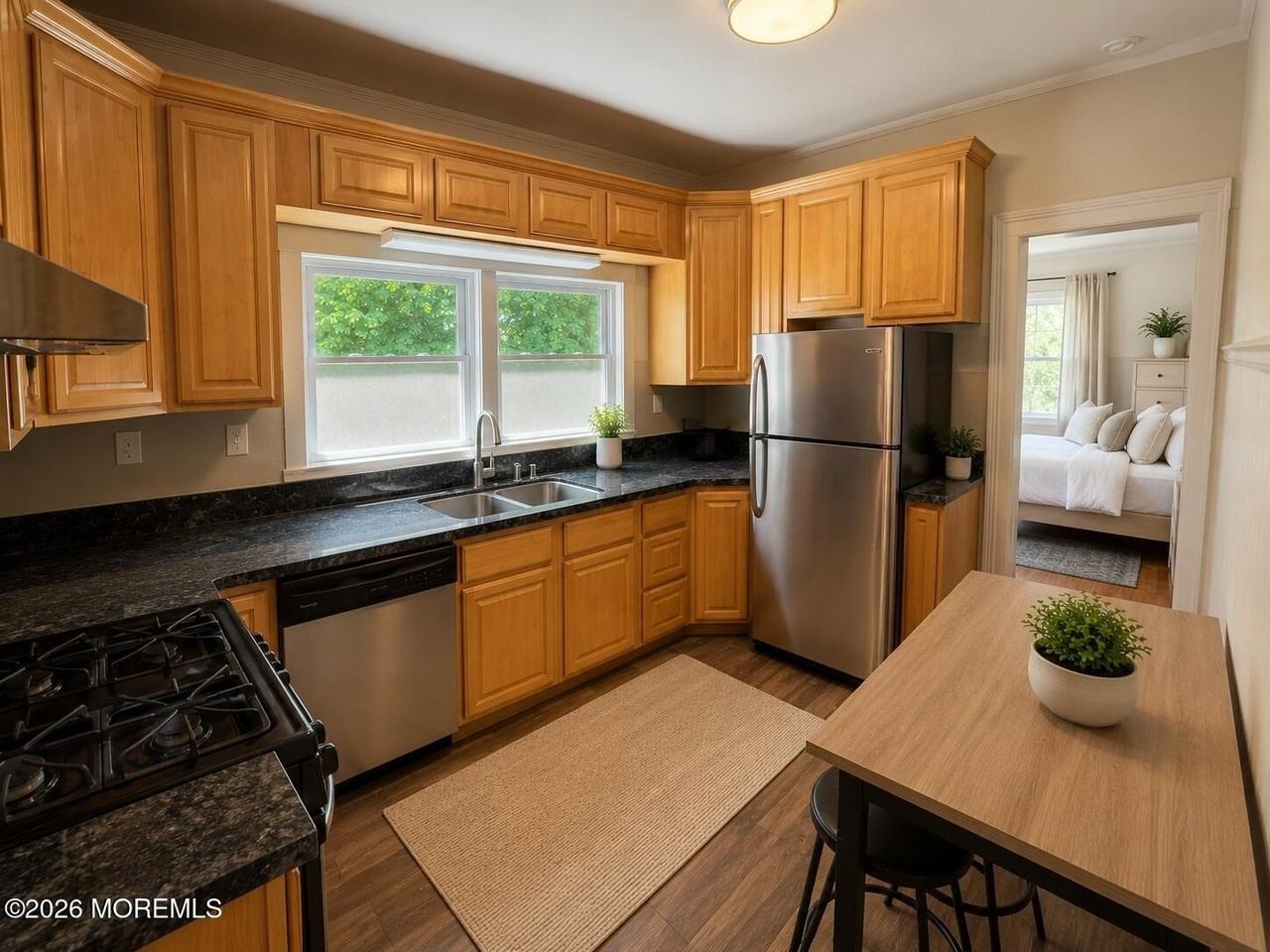 4648 Washington St #3 - Photo 7 of 12