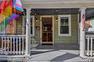 featured image of 403 Sewall Ave