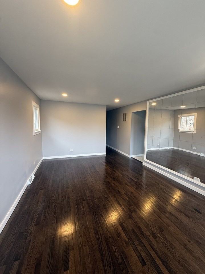 7732 Lotus Ave - Photo 4 of 8