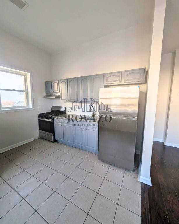 546-554 Prospect St #9