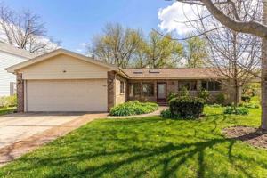 featured image of 2450 Chas Dr