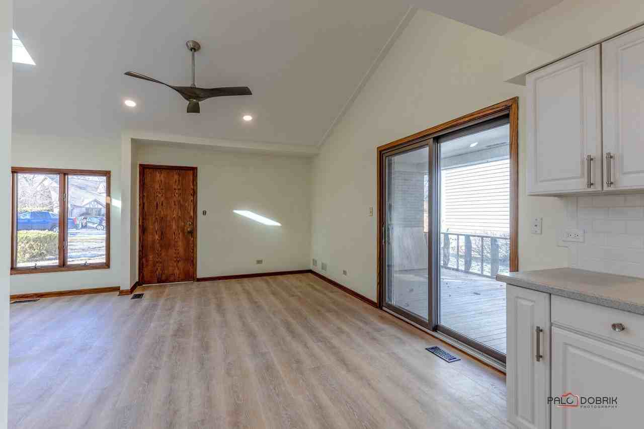2450 Chas Dr - Photo 6 of 31