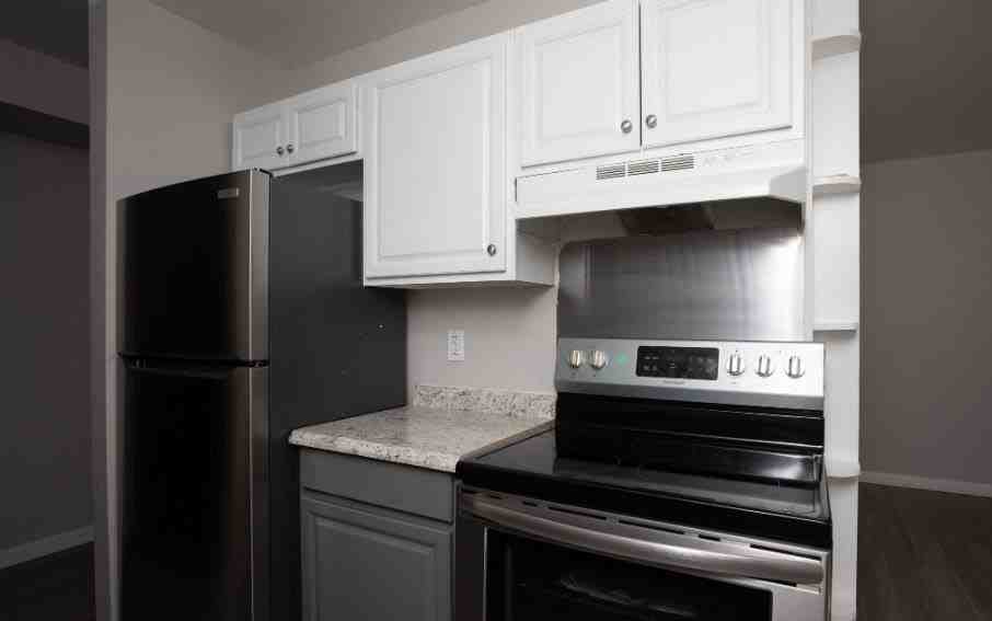 Courtyards Apartments - Photo 2 of 8