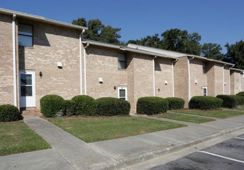 Courtyards Apartments - Photo 6 of 8