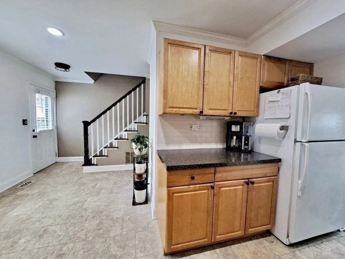 2454 Devonshire Ct #2454 - Photo 2 of 15