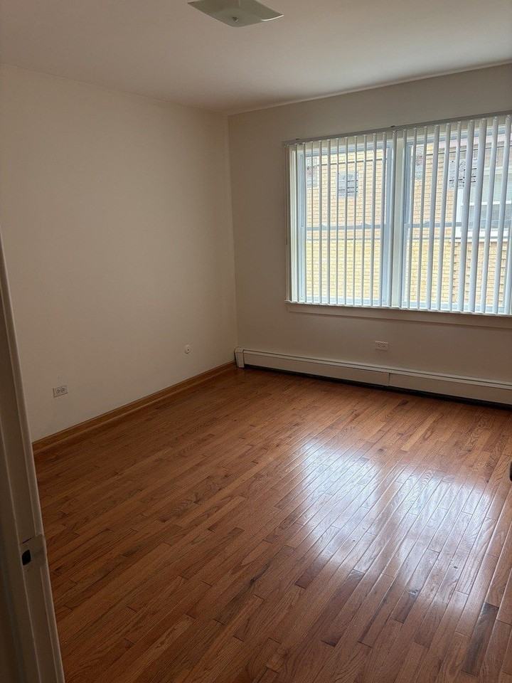 10739 S Pulaski Rd #2D - Photo 4 of 7