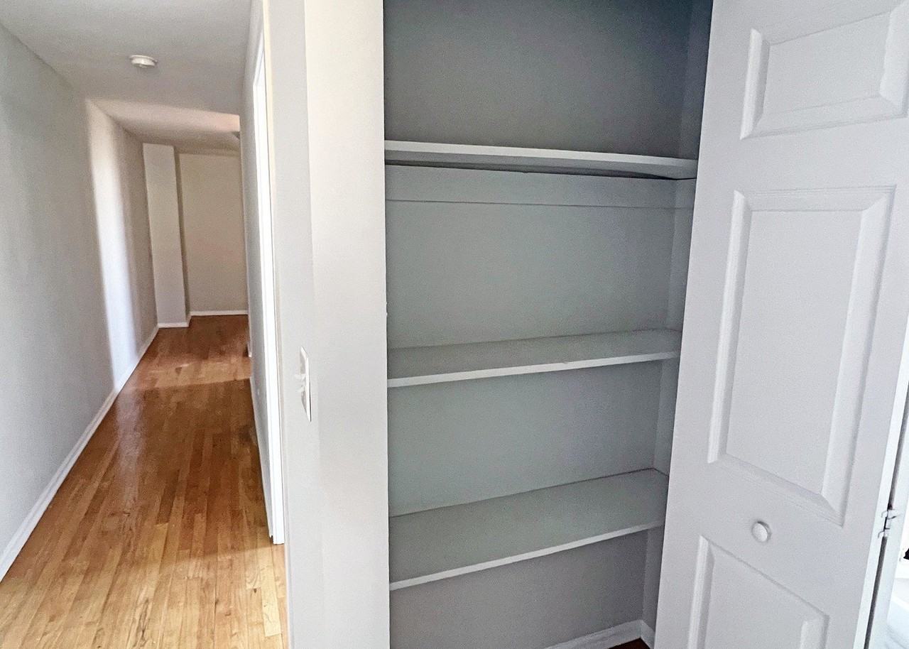 6143 S Woodlawn Ave #1 - Photo 7 of 8