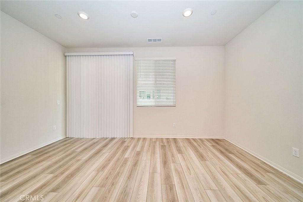 1672 Cayton Loop - Photo 5 of 16