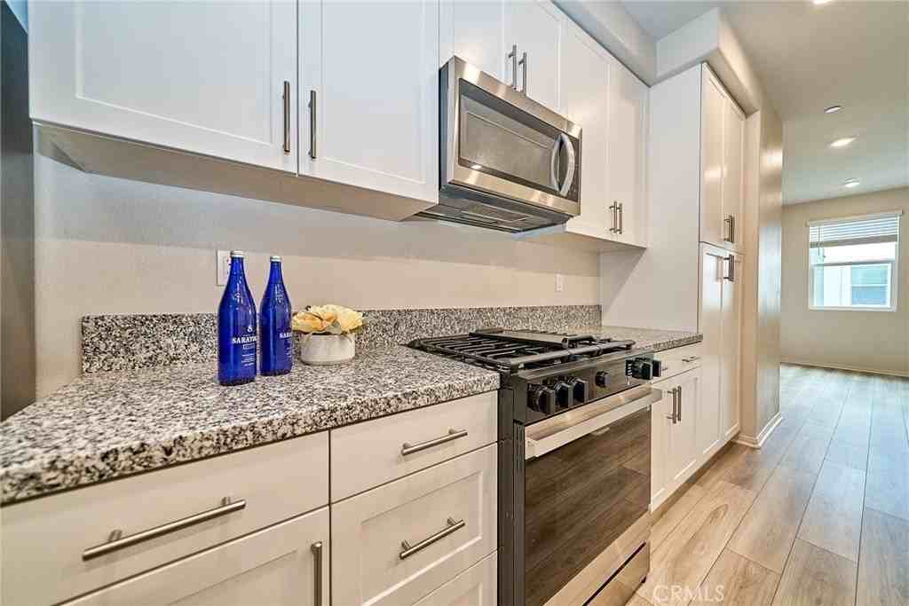 1672 Cayton Loop - Photo 7 of 16