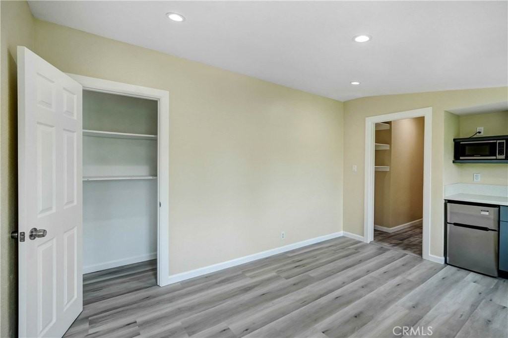 2203 E Alaska St - Photo 6 of 10