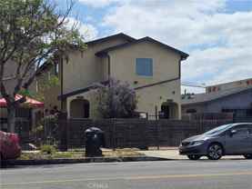 10218 S San Pedro St - Photo 1 of 1