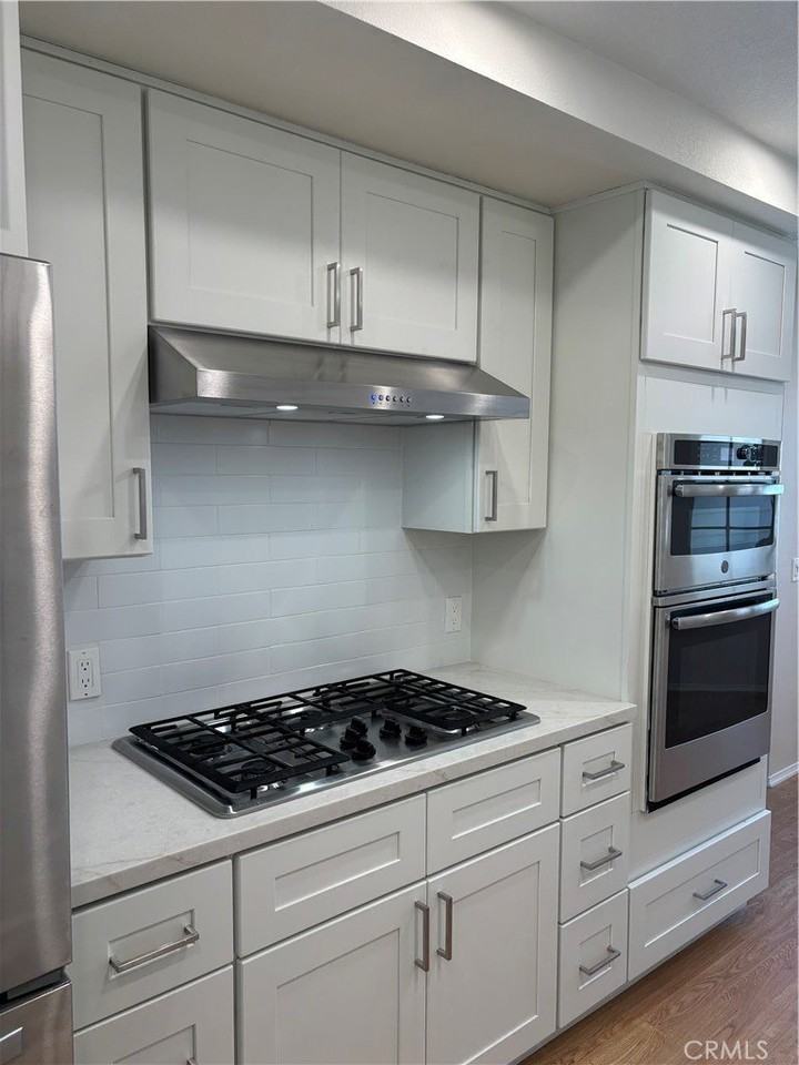 451 Medford Ct #102 - Photo 2 of 42