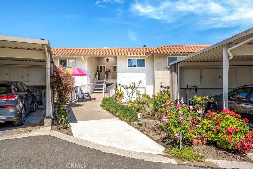 2293 Via Puerta #O - Photo 3 of 28
